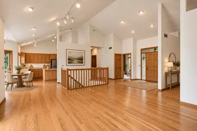 3200 Bent Tree Hills Drive, New Brighton, MN 55112 - Photo 9