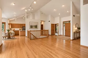 3200 Bent Tree Hills Dr, New Brighton, MN 55112 - Photo 9