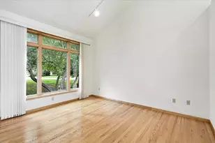 3200 Bent Tree Hills Dr, New Brighton, MN 55112 - Photo 13