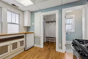 611 Pascal St N, Saint Paul, MN 55104 - Photo 17