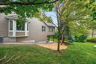 16035 38th Ave N, Plymouth, MN 55446 - Photo 45