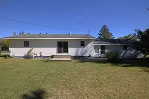 1519 4th St NE, Staples, MN 56479 - Photo 3