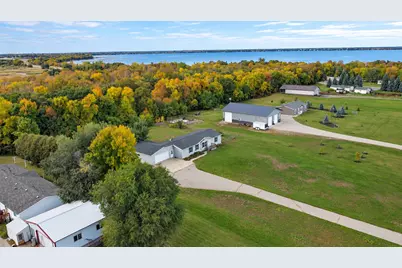21049 Westwood Drive, Clitherall, MN 56524 - Photo 5