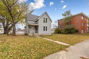 214 W College St, Albert Lea, MN 56007 - Photo 1
