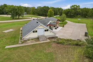 W6745 Church School Ln, Durand, WI 54736 - Photo 39