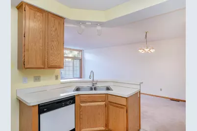 9175 Troon Court, Woodbury, MN 55125 - Photo 13