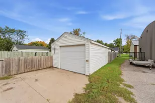 422 2nd St SW, Clara City, MN 56222 - Photo 35
