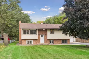 3548 Edgerton St, Vadnais Heights, MN 55127 - Photo 3
