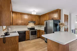 3548 Edgerton St, Vadnais Heights, MN 55127 - Photo 11