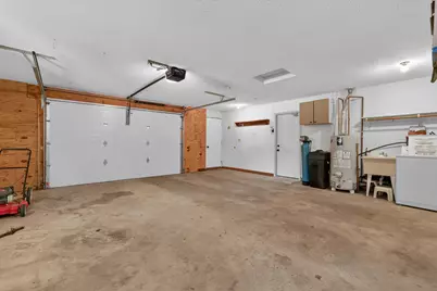 102 9th Avenue NE, Dodge Center, MN 55927 - Photo 25