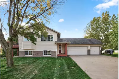 37838 Hawthorne Avenue, North Branch, MN 55056 - Photo 3