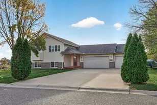 37838 Hawthorne Ave, North Branch, MN 55056 - Photo 1