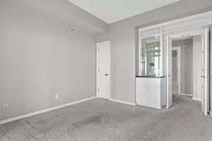 1235 Yale Pl, Minneapolis, MN 55403 - Photo 11