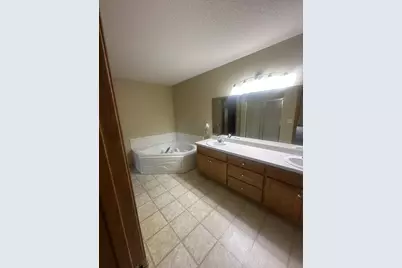 4670 19th Street SW, Forest Lake, MN 55025 - Photo 7
