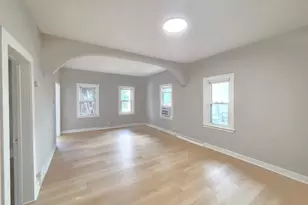 712 Maple St W, Stillwater, MN 55082 - Photo 7