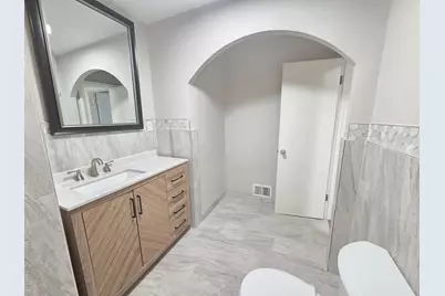 712 Maple Street W, Stillwater, MN 55082 - Photo 17
