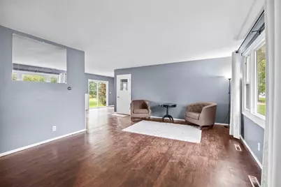 90 10th Street SE, Wells, MN 56097 - Photo 9