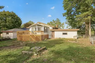 148 E Warburton St, South Saint Paul, MN 55075 - Photo 37