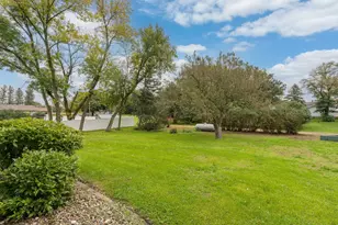 205 N Thompson, Delavan, MN 56023 - Photo 41