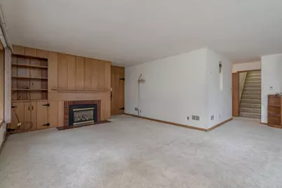 205 N Thompson, Delavan, MN 56023 - Photo 7