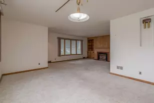 205 N Thompson, Delavan, MN 56023 - Photo 11