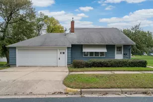205 N Thompson, Delavan, MN 56023 - Photo 1