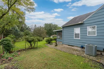 205 N Thompson, Delavan, MN 56023 - Photo 43