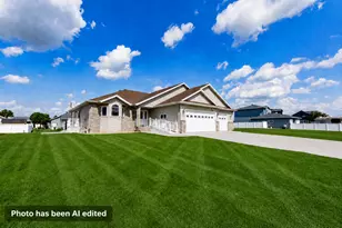 1106 Southwood Dr, Dilworth, MN 56529 - Photo 1