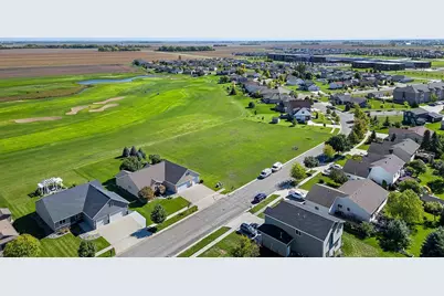 812 S 36th Street S, Moorhead, MN 56560 - Photo 49