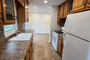 510 Birch Ln, Moorhead, MN 56560 - Photo 9