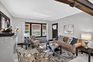 1718 Vincent Ave N, Minneapolis, MN 55411 - Photo 5