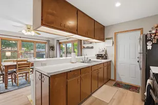 1016 Jackson Street S, Shakopee, MN 55379 - Photo 7