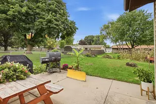 1016 Jackson Street S, Shakopee, MN 55379 - Photo 19