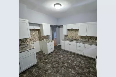 2102 Lyndale Avenue N, Minneapolis, MN 55411 - Photo 3
