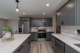 3121 Scotch Ln, Mankato, MN 56001 - Photo 5