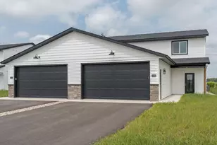 3121 Scotch Ln, Mankato, MN 56001 - Photo 1