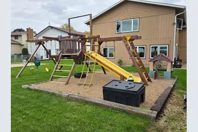 330 9th Street NW, Plainview, MN 55964 - Photo 13