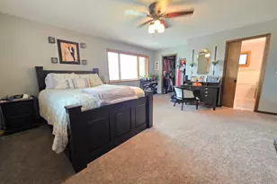 330 9th St NW, Plainview, MN 55964 - Photo 31