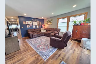 330 9th Street NW, Plainview, MN 55964 - Photo 17