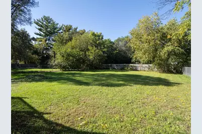 8106 Groveland Road, Mounds View, MN 55112 - Photo 3