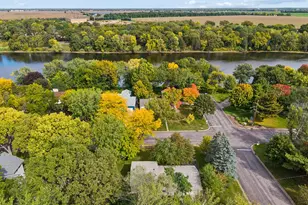 718 E River St, Monticello, MN 55362 - Photo 23