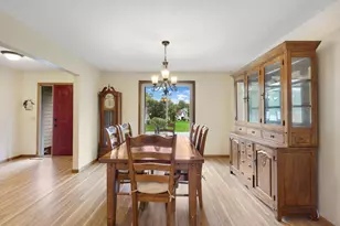 1001 Forest Glen Ct, Burnsville, MN 55337 - Photo 5