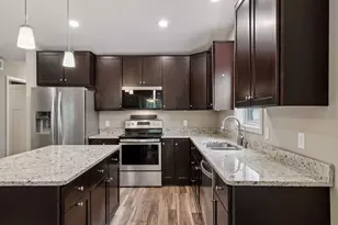 832 Aurora Cir, Red Wing, MN 55066 - Photo 5