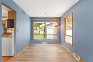 303 15th Ave SW, Austin, MN 55912 - Photo 21