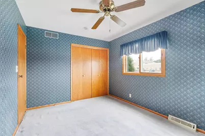 303 15th Avenue SW, Austin, MN 55912 - Photo 33