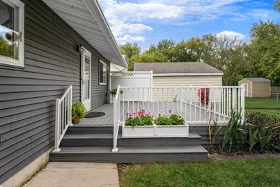 303 15th Avenue SW, Austin, MN 55912 - Photo 9