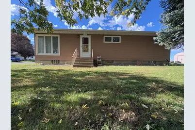 301 Washington Avenue, Alden, MN 56009 - Photo 1