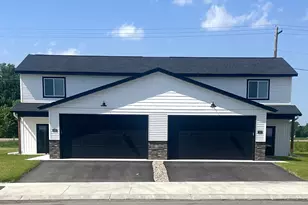 3216 Scotch Ln, Mankato, MN 56001 - Photo 1