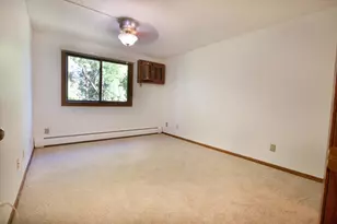 999 41st Ave NE, Columbia Heights, MN 55421 - Photo 9