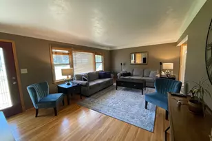 2360 Spruce Pl, White Bear Lake, MN 55110 - Photo 7